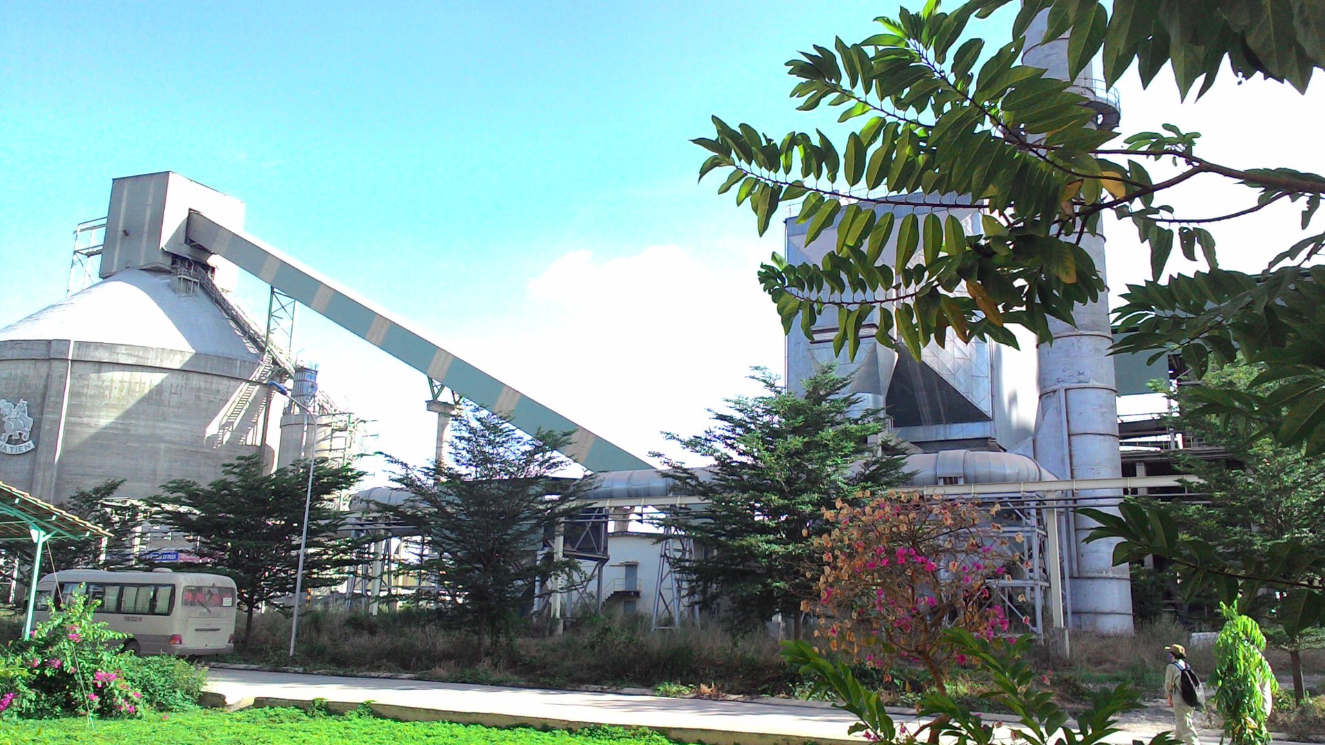 Kho logistics SmartHub